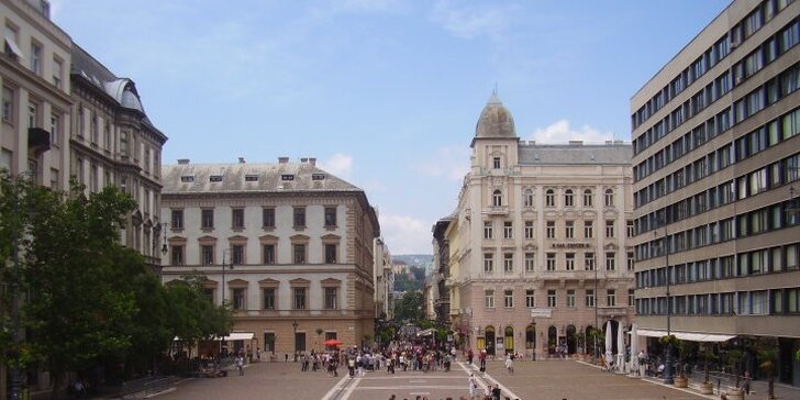 Až 4 dny uprostřed romantické Budapešti se snídaní pro dva