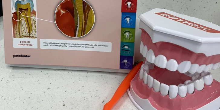 Čeká vás tu kompletní dentální hygiena, po které budete rozdávat úsměvy na všechny strany.