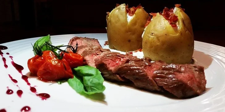 Luxusní tříchodové menu pro dva v restauraci Café Maxim