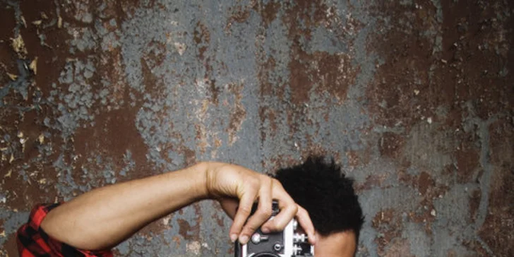Tříhodinový fotokurz s profesionálními fotografy. Zlatý řez, clona, hloubka ostrosti, kompozice a další užitečné informace.