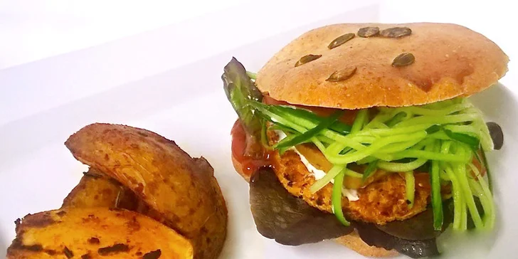 Veganská hostina o 5 chodech pro dva v LoVeg