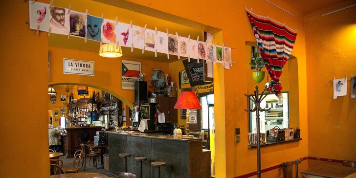 Jihoamerický nášup v La Casa Blů – quesadillas, burritos i salsa