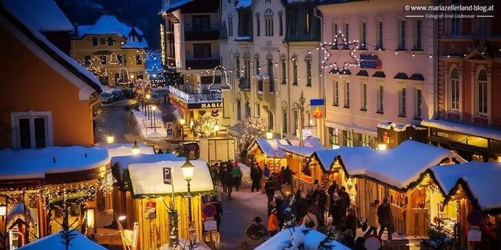 Adventní trhy a rej čertů v rakouském Mariazell