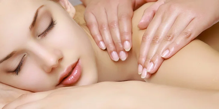 60 minut zdravotní nebo sladce relaxační masáže