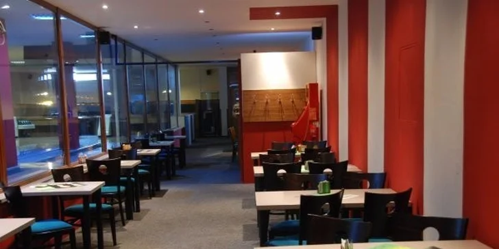 Bowling až pro osm hráčů