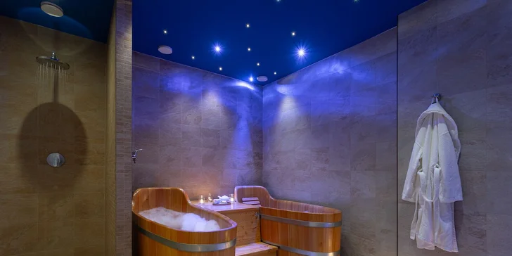 Půjčí vám župany a wellness papučky. 