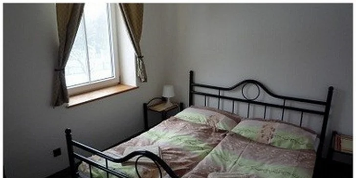 Dovolená u Máchova jezera pro dva. 2 nebo 5 nocí v Hotelu Bellevue*** včetně polopenze. Bazén se slanou vodou, vířivka i výlet na Bezděz.