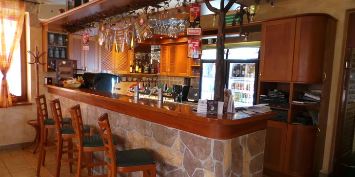 Výběr ze 4 skvělých menu v restauraci Kamenec