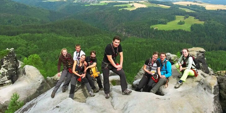 Staň se horolezcem na zajištěných cestách v Českosaském Švýcarsku či Děčíně