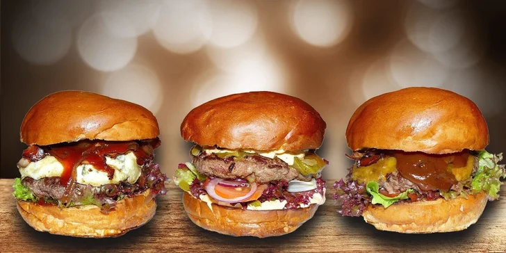 Poctivý domácí burger, hranolky i mexický dezert v Tom's Burger