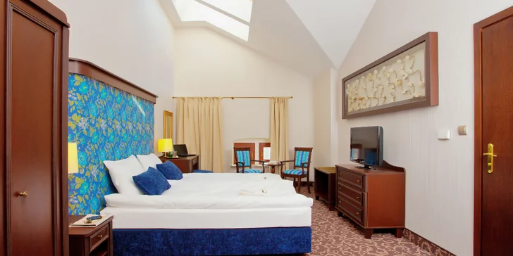 Pokoje a apartmány Premium jsou ve Ville, která je bývalou továrníkovou vilou.