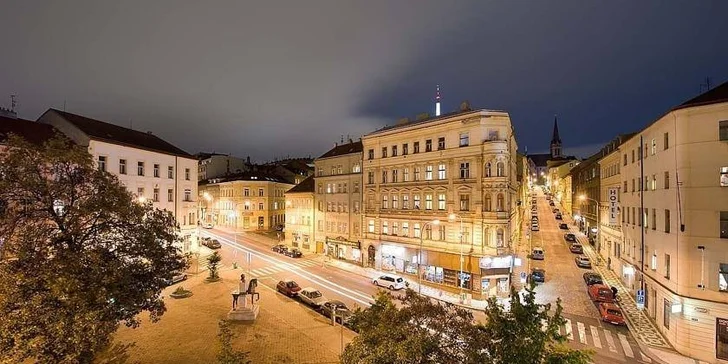 Za památkami, adventními trhy a nákupy do stověžaté matičky Prahy