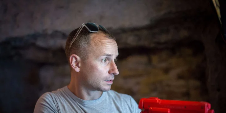 Arkádové hry s welcome drinkem v historickém centru Prahy