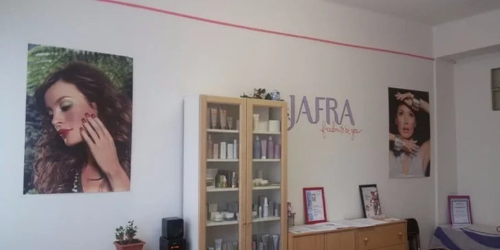 Kurz líčení s profesionální vizážistkou