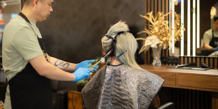 Rozmaznávajúce vlasové služby: strihy, farbenie, kúry aj relaxačné head spa