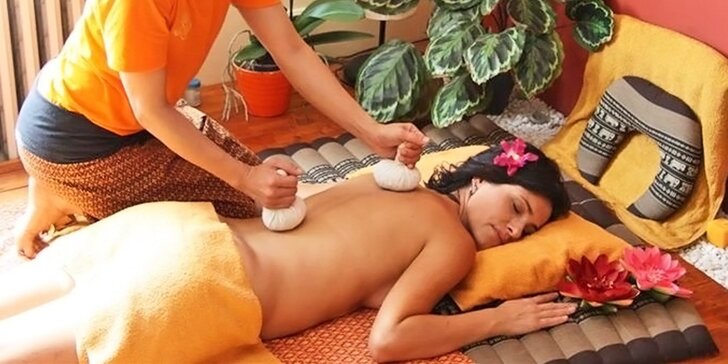 Hodinová thajská masáž v salónu Lotus Chrudim