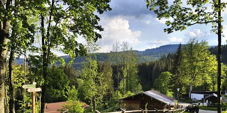 Teď už jen vymyslet, kam se vydat – bude to k Čertovu jezeru, nebo na Hadí vrch? 