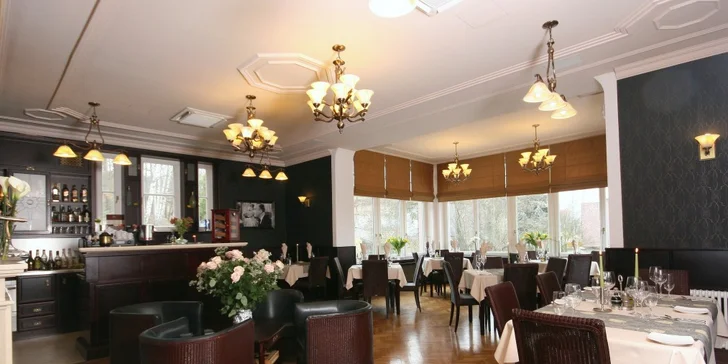Wellness i degustační menu v Rezidenci Liběchov s atmosférou 30. let