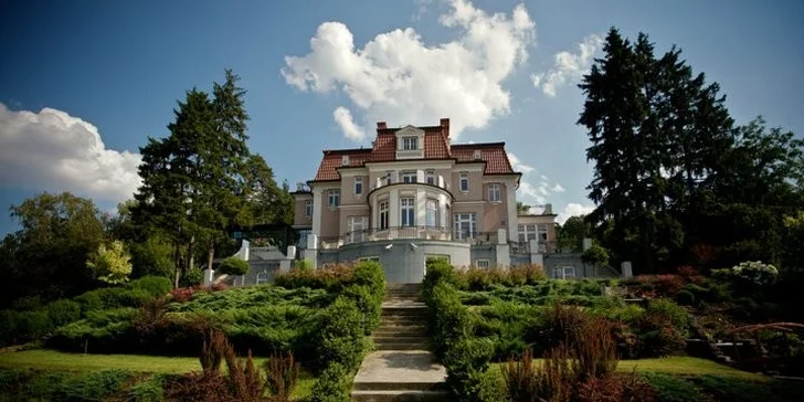 Wellness i degustační menu v Rezidenci Liběchov s atmosférou 30. let