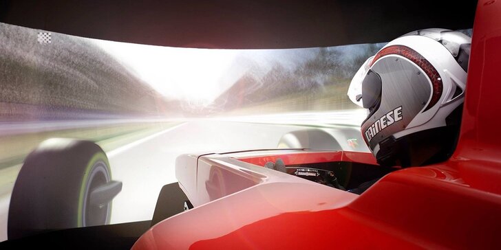 Zážitek na profesionálních simulátorech Formule 1 či Rallye