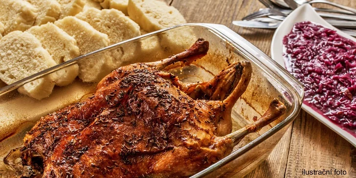Čtyřchodové svatomartinské menu s 3,8 kg staročeské husičky až pro 4 jedlíky