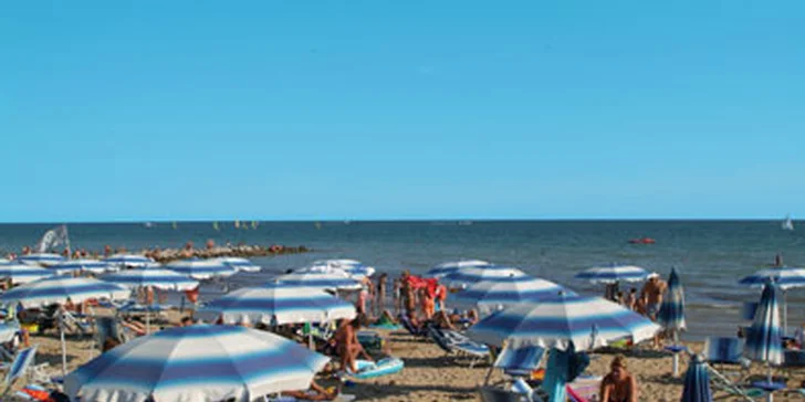 Desetidenní pobytový zájezd do Bibione v hlavní letní sezóně. Ubytování + cesta za bezkonkurenční cenu. Užijte si prázdniny u italského moře.