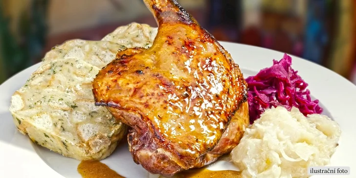 Dozlatova pečená svatomartinská husa i s vínem v restauraci Stronghold