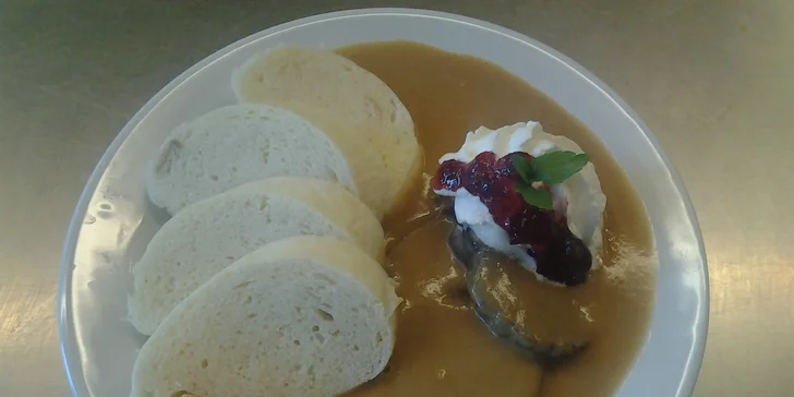 Svíčková na smetaně s předkrmem pro 2 osoby