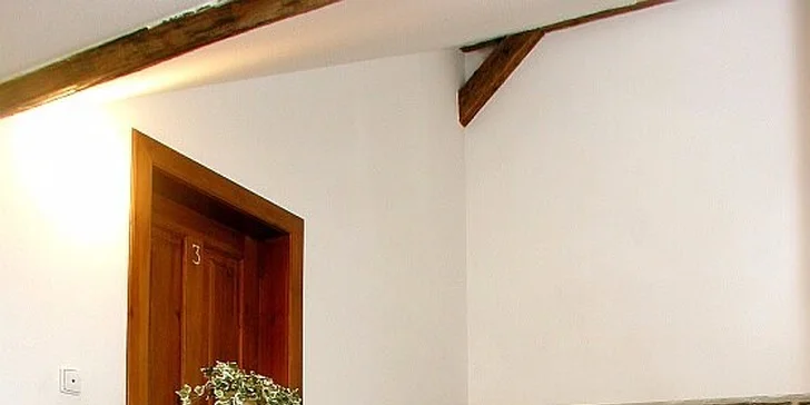 Pohádkový pobyt v Českém Krumlově: malebný penzion na náměstí, snídaně i 10% sleva do restaurace