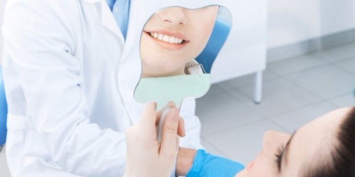 Bezperoxidové odstranění zabarvení zubů pro zářivý úsměv