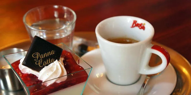 1 nebo 2 lahodné kávy v Café-Pub Sádrový ježek