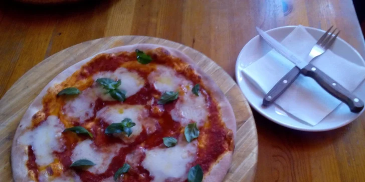 2x pizza o průměru 32 cm dle výběru