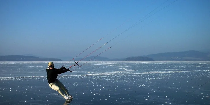 Kurz snowkitingu, landkitingu nebo kiteboardingu pro jednoho