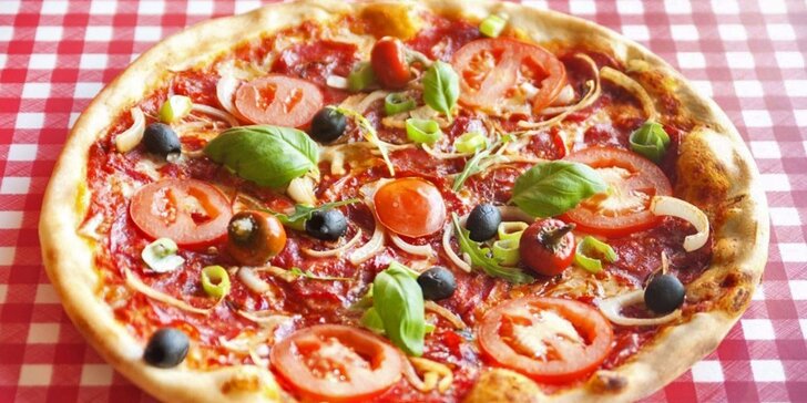 Posilněte se italskými pokrmy při předvánočních nákupech