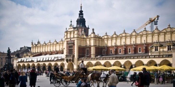 Zima a jarní paprsky v historickém Krakově