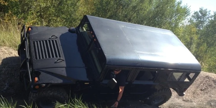 Vyzkoušejte si jízdu v Hummer Monster Trucku či Hummeru H1