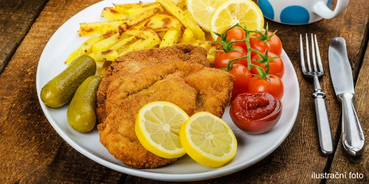 Poctivý kuřecí či vepřový řízek s libovolnou přílohou v restauraci Pod Jasanem