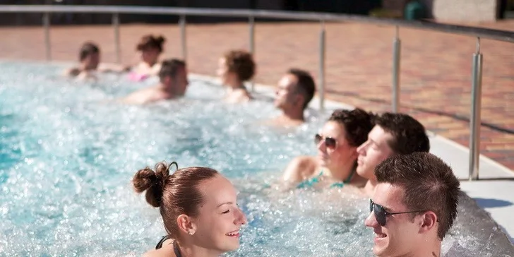 Silvestrovská noc ve slovenském vodním ráji GINO PARADISE Bešeňová