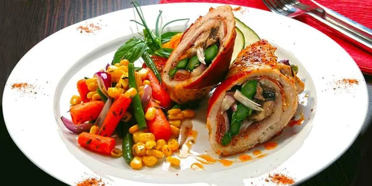 Výhodná denní menu v restauraci Café 04