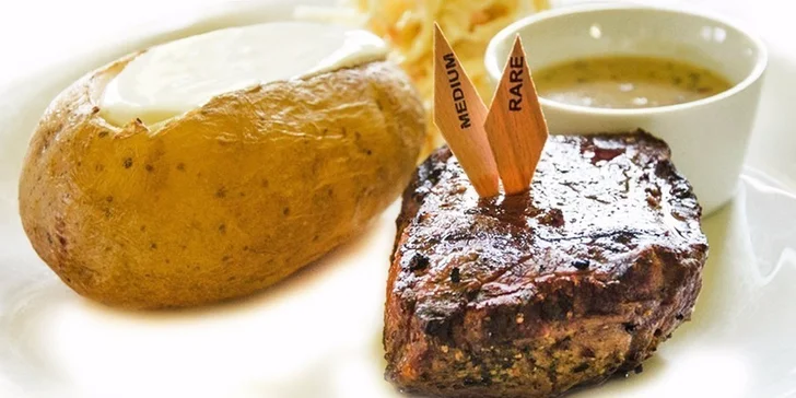 Luxusní menu pro dva včetně aperitivu a lahvinky vína
