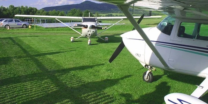 Pilotujte letoun Cessna 172 a vezměte s sebou až dva pasažéry