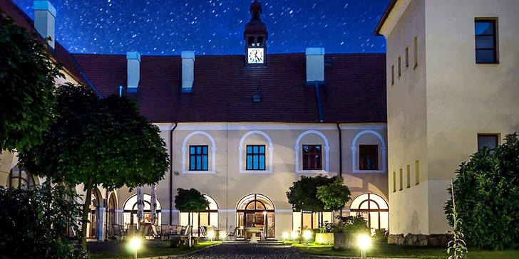 Zážitkové léto na Zámku Čechtice - all inclusive, střelnice, únikovka i půjčení kol