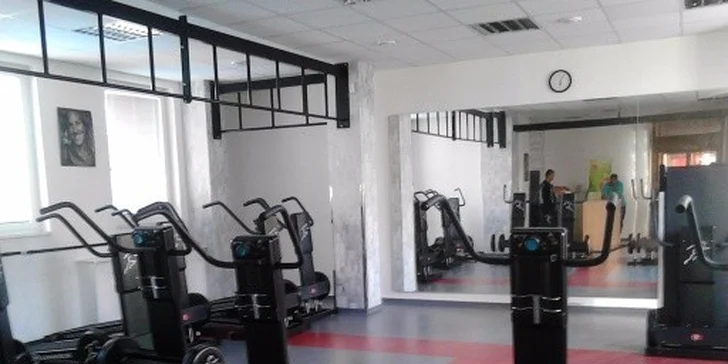 H.E.A.T. program - chůze na mechanickém pásu za doprovodu dynamické hudby