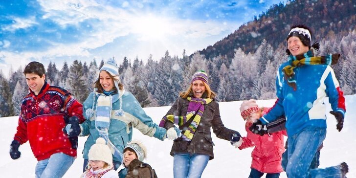 Rodinná lyžovačka ve Špindlerově boudě: polopenze a dítě do 8,9 let zdarma