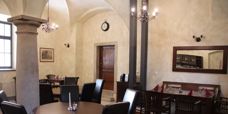 Letní balíčky v Zámeckém hotelu Třešť pro rodiny, páry i jednotlivce