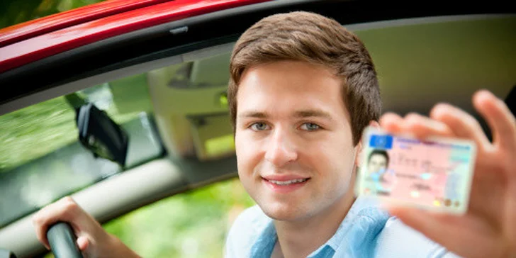 Řidičské průkazy pro motorky, osobní i nákladní auta