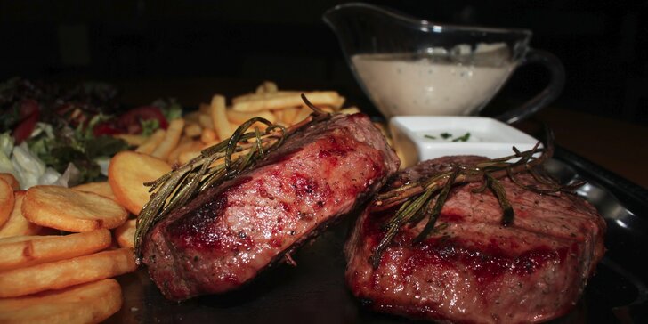 Bohaté steakové menu pro 2 nebo 4 u Staroměstského náměstí