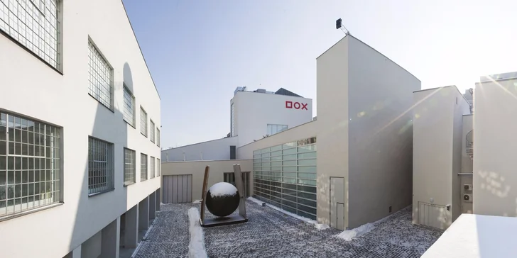 Darujte kulturu: vstupenky i roční permanentky do Centra DOX