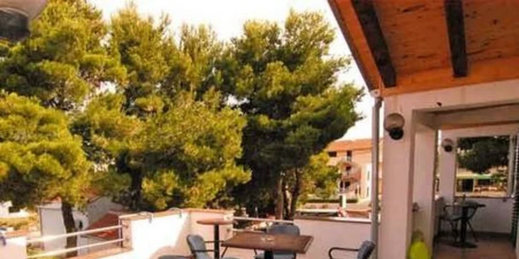 Dovolená plná koupání v chorvatském letovisku Drage: 7 nocí v apartmánu