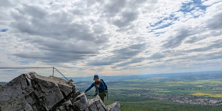 Vybrať si môžete z troch lokalít: Sokolie skaly, Dve veže a Zobor.